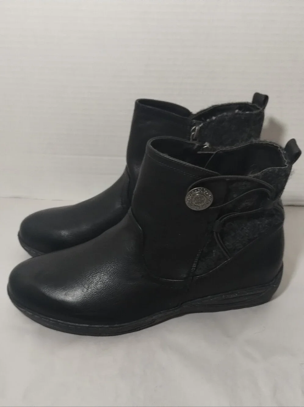 Cloud Walker by Avenue classic black